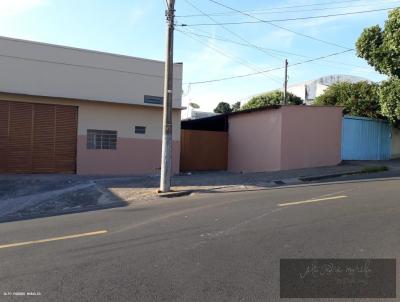 Comercial para Venda, em Mar�lia, bairro S�o Paulo, 3 dormit�rios, 1 banheiro, 4 vagas