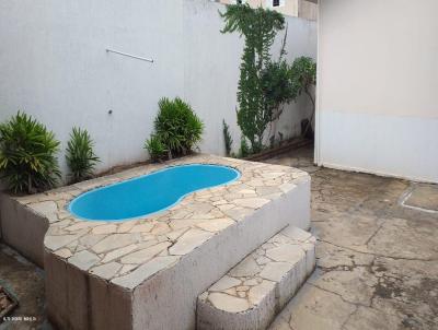 Casa para Venda, em Mar�lia, bairro Jardim Sasazaki, 3 dormit�rios, 4 banheiros, 1 su�te, 3 vagas