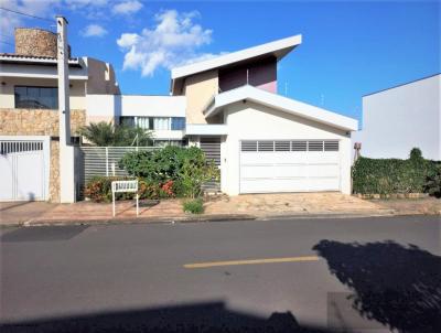 Casa para Venda, em Mar�lia, bairro Jardim Maria Izabel, 3 dormit�rios, 3 banheiros, 1 su�te, 2 vagas