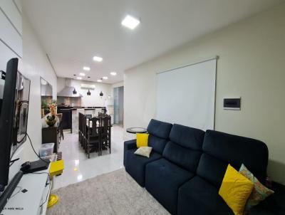 Casa para Venda, em Mar�lia, bairro Jardim S�o Francisco, 3 dormit�rios, 5 banheiros, 2 su�tes, 2 vagas