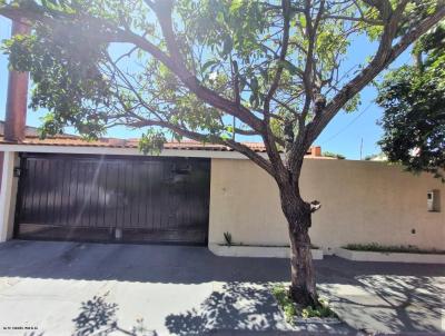 Casa para Venda, em Mar�lia, bairro Residencial Vale Verde, 3 dormit�rios, 2 banheiros, 1 su�te, 3 vagas