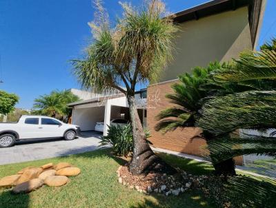 Casa em Condom�nio para Venda, em Mar�lia, bairro Condom�nio Esmeralda Residence I, 4 dormit�rios, 4 banheiros, 2 su�tes, 4 vagas