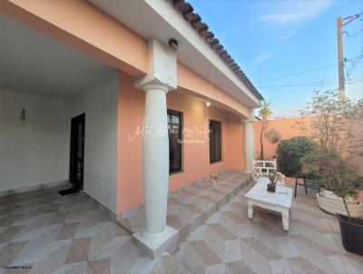 Casa para Venda, em Mar�lia, bairro Jardim Itaipu, 3 dormit�rios, 1 banheiro, 1 su�te, 2 vagas