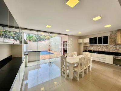 Casa para Venda, em Mar�lia, bairro Jardim Maraj�, 3 dormit�rios, 6 banheiros, 3 su�tes, 3 vagas