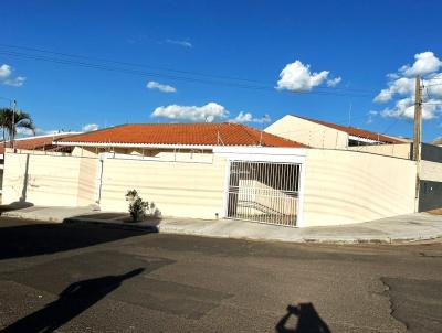 Casa para Venda, em Mar�lia, bairro Jardim Lav�nia, 3 dormit�rios, 2 banheiros, 1 su�te, 1 vaga