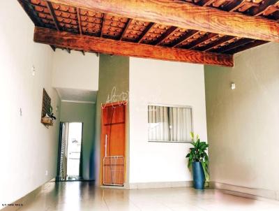 Casa para Venda, em Mar�lia, bairro Jardim Morumbi, 3 dormit�rios, 2 banheiros, 1 su�te, 2 vagas