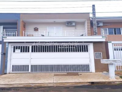 Casa para Venda, em Mar�lia, bairro Ana Carla, 3 dormit�rios, 1 banheiro, 1 su�te, 2 vagas