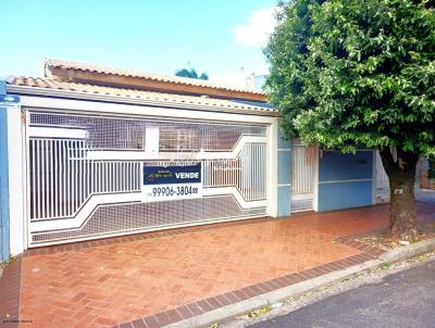 Casa para Venda, em Mar�lia, bairro Jardim Maria Izabel, 3 dormit�rios, 2 banheiros, 1 su�te, 3 vagas