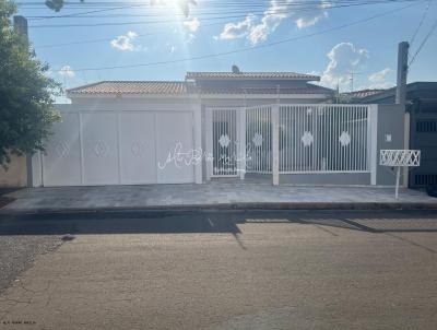 Casa para Venda, em Mar�lia, bairro Jardim S�o Domingos, 3 dormit�rios, 3 banheiros, 1 su�te, 4 vagas