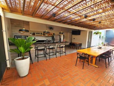 Casa para Venda, em Mar�lia, bairro Jardim Ohara, 3 dormit�rios, 2 banheiros, 1 su�te, 4 vagas