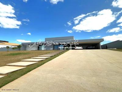 Casa em Condom�nio para Venda, em Mar�lia, bairro Condom�nio Portal da Serra, 3 dormit�rios, 4 banheiros, 3 su�tes, 4 vagas