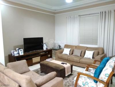 Casa para Venda, em Mar�lia, bairro Jardim Parati, 3 dormit�rios, 3 banheiros, 1 su�te, 3 vagas