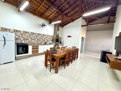 Casa para Venda, em Mar�lia, bairro Jardim Floren�a, 3 dormit�rios, 4 banheiros, 3 su�tes, 2 vagas