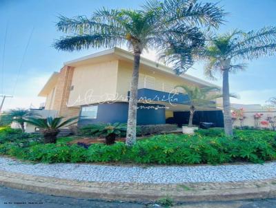 Casa para Venda, em Mar�lia, bairro Parque das Esmeraldas, 3 dormit�rios, 4 banheiros, 3 su�tes, 2 vagas