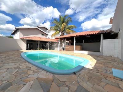 Casa para Venda, em Mar�lia, bairro Jardim Aeroporto, 3 dormit�rios, 4 banheiros, 3 su�tes, 2 vagas