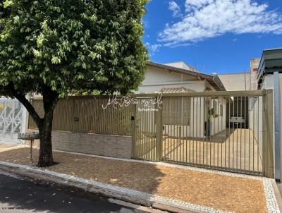 Casa para Venda, em Mar�lia, bairro Palmital, 3 dormit�rios, 3 banheiros, 1 su�te, 3 vagas