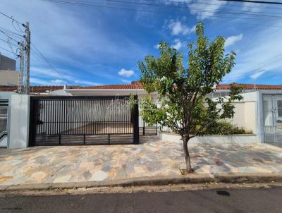 Casa para Venda, em Mar�lia, bairro Jardim Parati, 3 dormit�rios, 2 banheiros, 1 su�te, 4 vagas